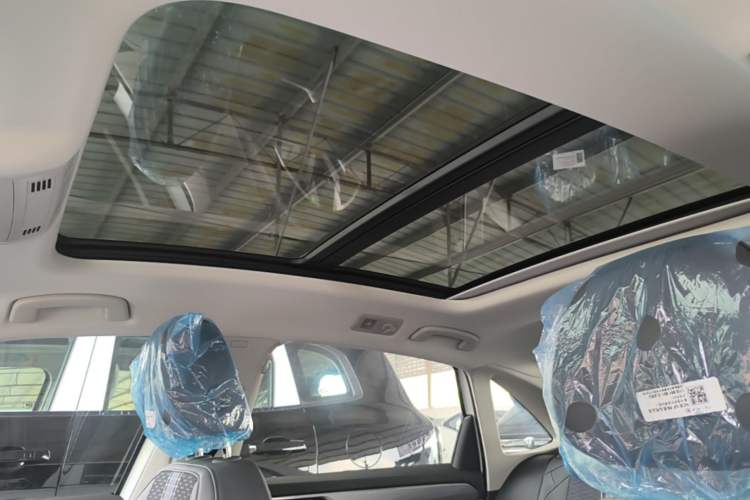 Used Volkswagen Sagitar 2025 Facelift 200TSI DSG Flyover Edition Headliner
