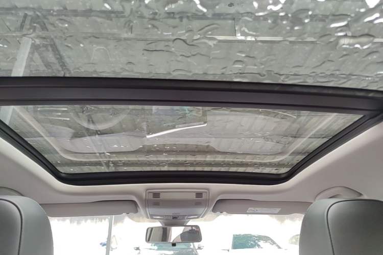 Used Volkswagen Sagitar 2025 Revised 300TSI DSG Excellence Edition Headliner