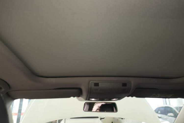 Used Volkswagen Sagitar 2025 300TSI DSG Flyover Edition Headliner