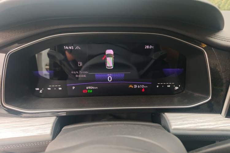 Used Volkswagen Sagitar 2025 Revised 300TSI DSG Excellence Edition Instrument Cluster