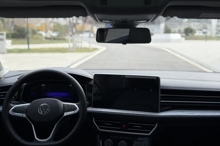 Used Volkswagen Sagitar 2025 Revised 300TSI DSG Excellence Edition Interior 3