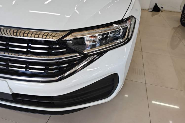 Used Volkswagen Sagitar 2025 Facelift 200TSI DSG Flyover Edition Left Front Headlight