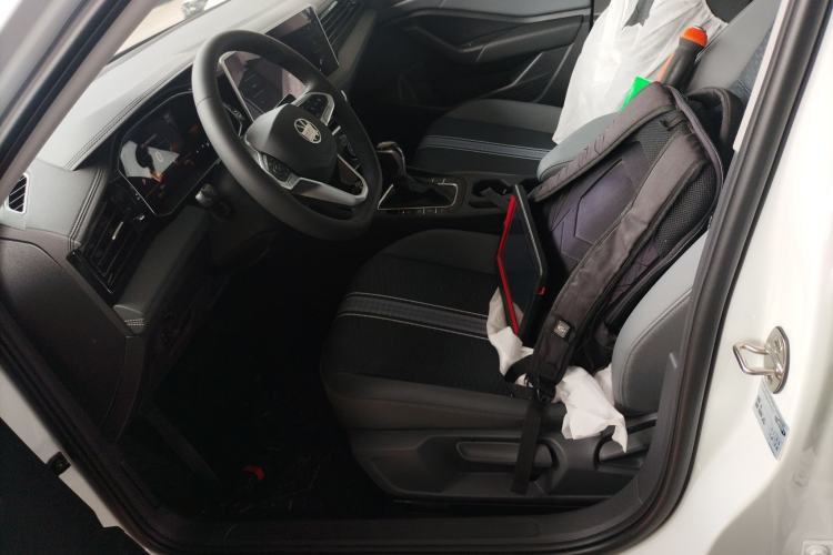 Used Volkswagen Sagitar 2025 Facelift 200TSI DSG Flyover Edition Left Front Seat