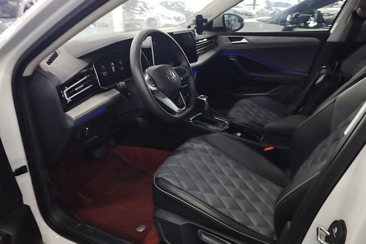 Used Volkswagen Sagitar 2025 Revised 300TSI DSG Excellence Edition Left Front Seat