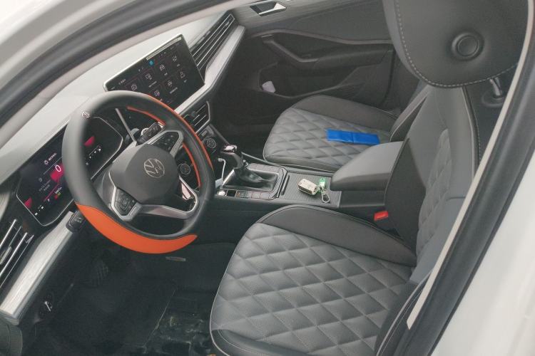 Used Volkswagen Sagitar 2025 300TSI DSG Excellence Edition Left Front Seat