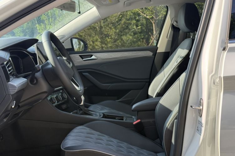 Used Volkswagen Sagitar 2025 300TSI DSG Excellence Edition Left Front Seat