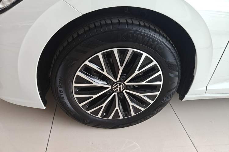 Used Volkswagen Sagitar 2025 200TSI DSG Flyover Edition Left Front Wheel Hub