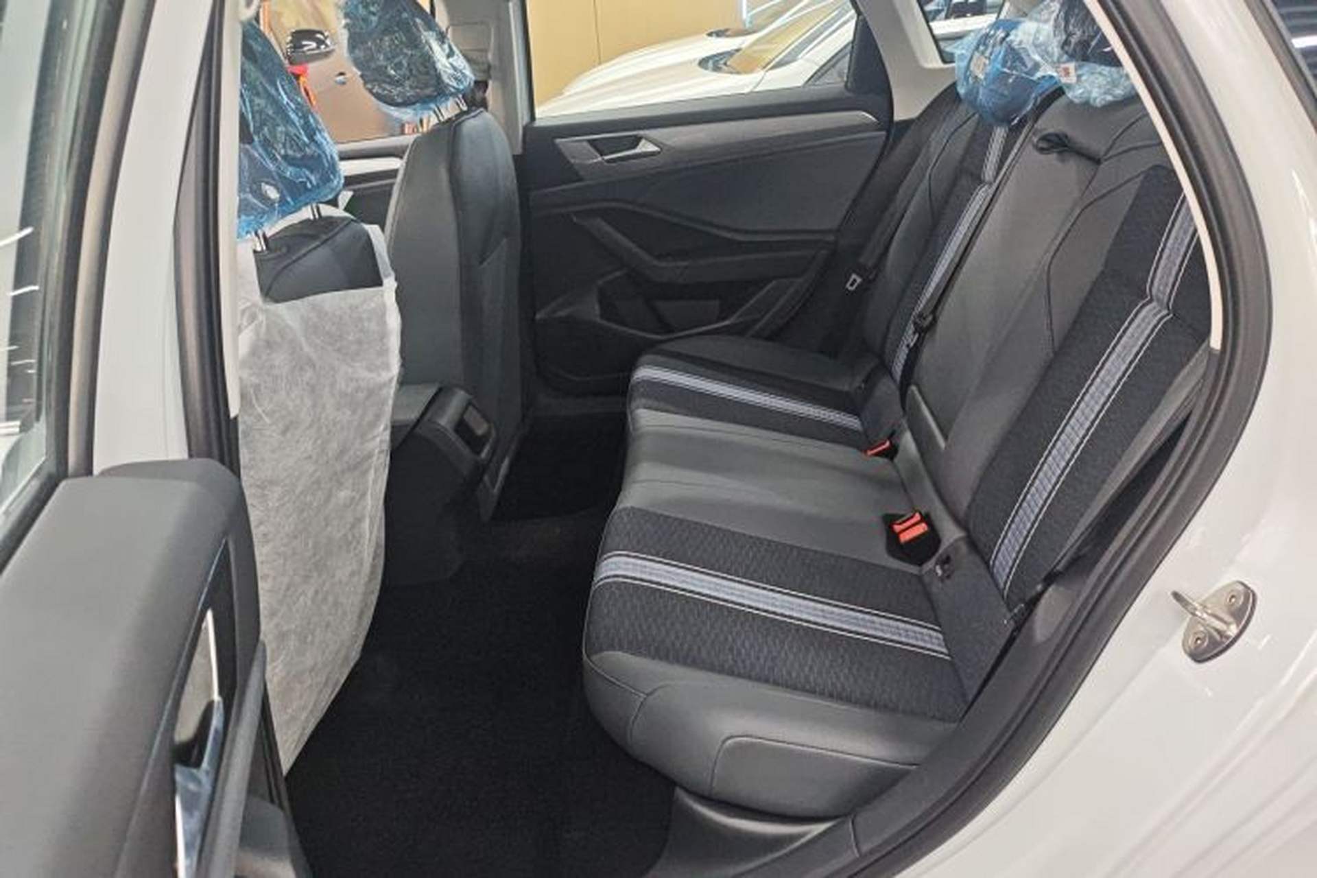 Used Volkswagen Sagitar 2025 Facelift 200TSI DSG Flyover Edition Left Rear Seat