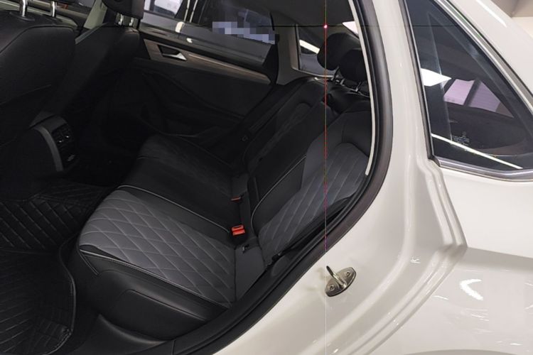 Used Volkswagen Sagitar 2025 300TSI DSG Excellence Edition Left Rear Seat