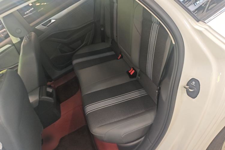 Used Volkswagen Sagitar 2025 Facelifted 300TSI DSG Flyover Edition Left Rear Seat