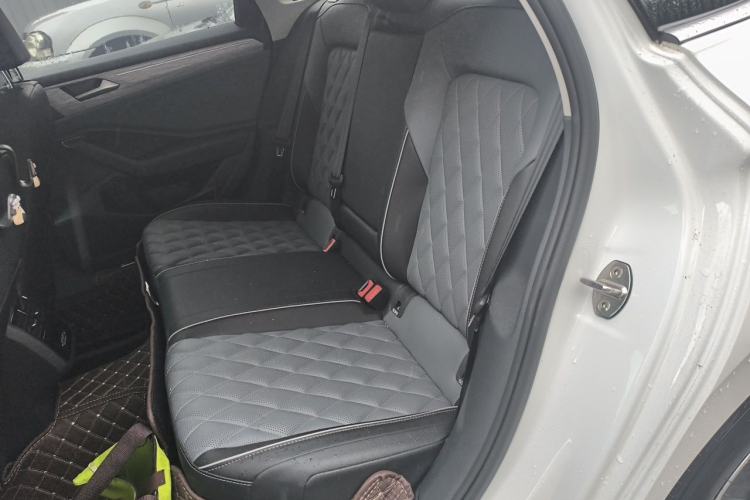 Used Volkswagen Sagitar 2025 Revised 300TSI DSG Excellence Edition Left Rear Seat