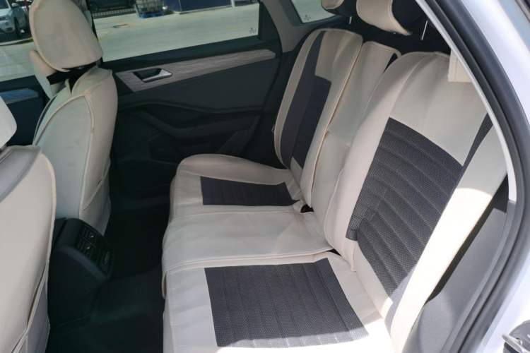 Used Volkswagen Sagitar 2025 Revised Version 2 300TSI DSG Excellence Edition Left Rear Seat