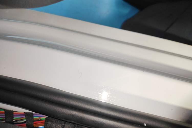 Used Volkswagen Sagitar 2025 Revised 300TSI DSG Excellence Edition Left Side Sill