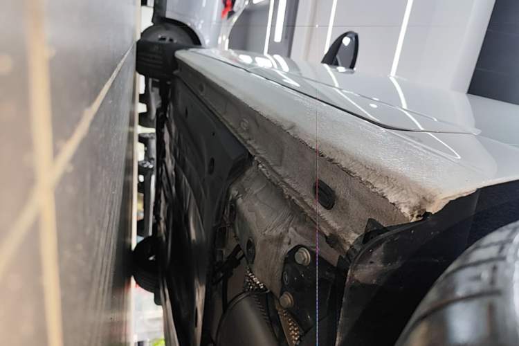Used Volkswagen Sagitar 2025 300TSI DSG Excellence Edition Left Side Sill