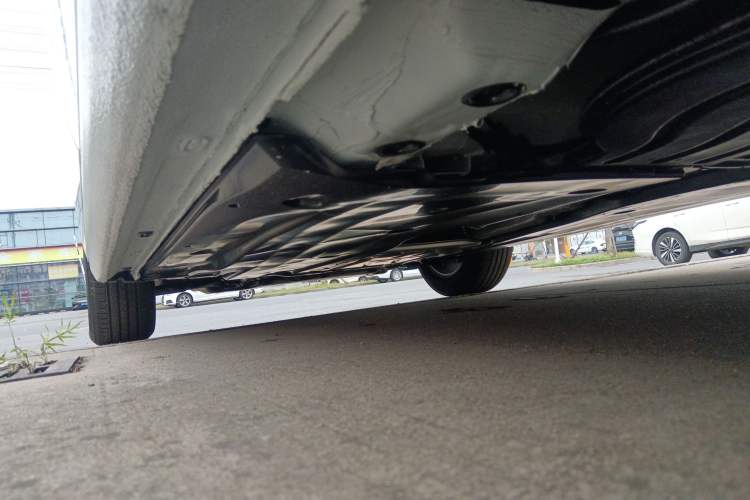Used Volkswagen Sagitar 2025 Facelift 200TSI DSG Flyover Edition Left Side Sill