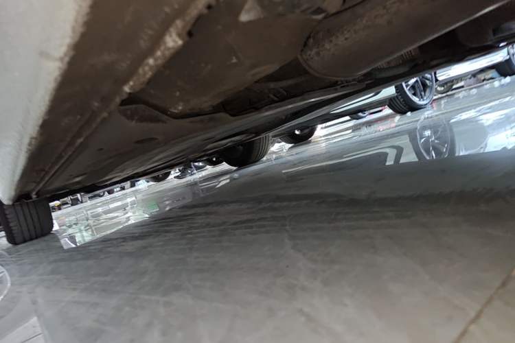 Used Volkswagen Sagitar 2025 300TSI DSG Excellence Edition Left Side Sill