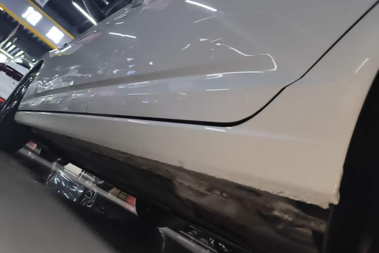 Used Volkswagen Sagitar 2025 300TSI DSG Excellence Edition Left Side Sill
