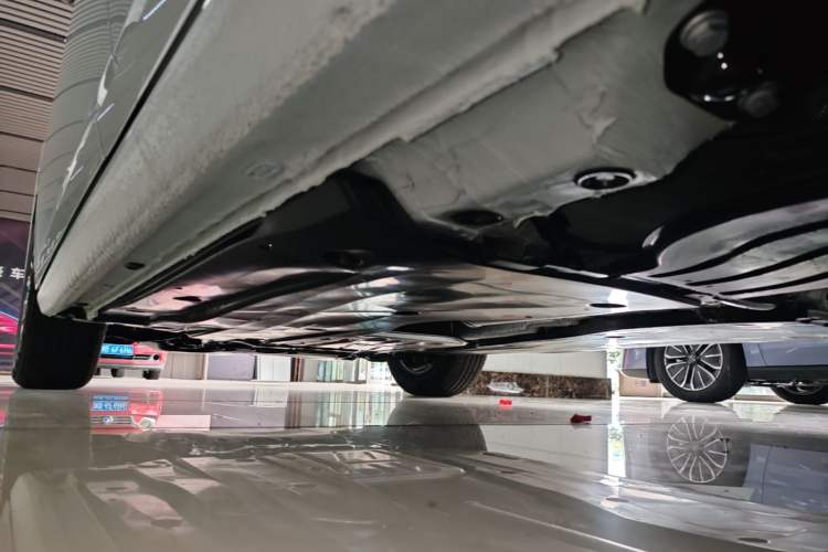 Used Volkswagen Sagitar 2025 Facelift 200TSI DSG Flyover Edition Left Side Sill