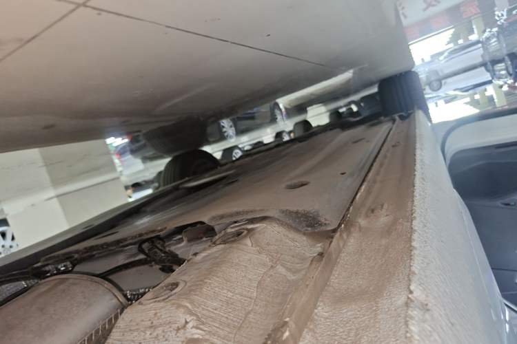 Used Volkswagen Sagitar 2025 Revised Version 2 300TSI DSG Excellence Edition Left Side Sill