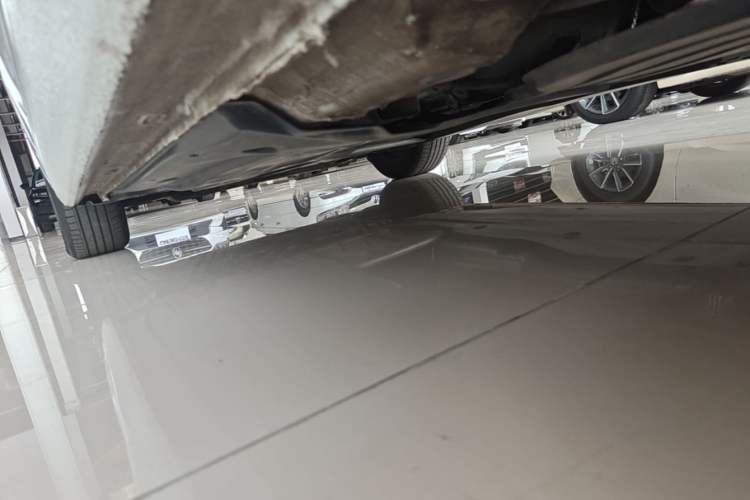 Used Volkswagen Sagitar 2025 200TSI DSG Flyover Edition Left Side Sill