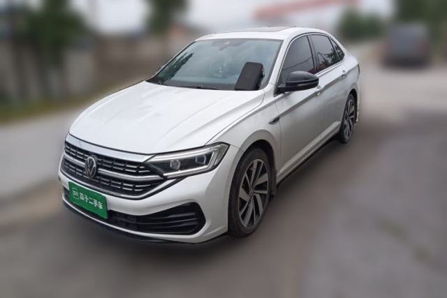 Ojetý Volkswagen Sagitar 2025 Facelifted 300TSI DSG Excellence Edition