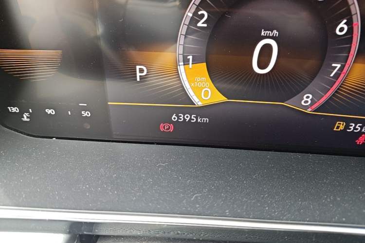 Used Volkswagen Sagitar 2025 200TSI DSG Flyover Edition Odometer Close Up
