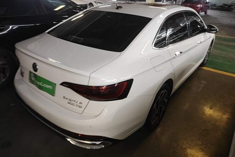 Used Volkswagen Sagitar 2025 300TSI DSG Excellence Edition Rear Right 45 Deg