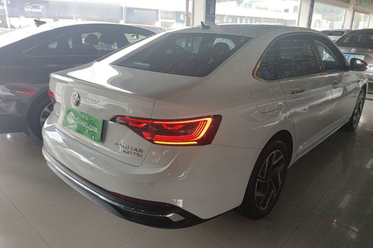 Used Volkswagen Sagitar 2025 Revised Version 2 300TSI DSG Excellence Edition Rear Right 45 Deg