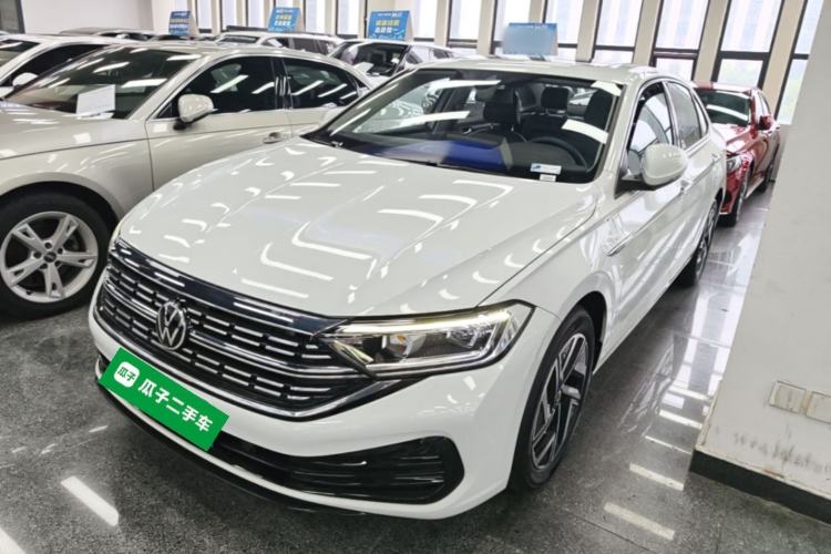 Volkswagen Sagitar 2025 300TSI DSG Excellence Edition - Beyond