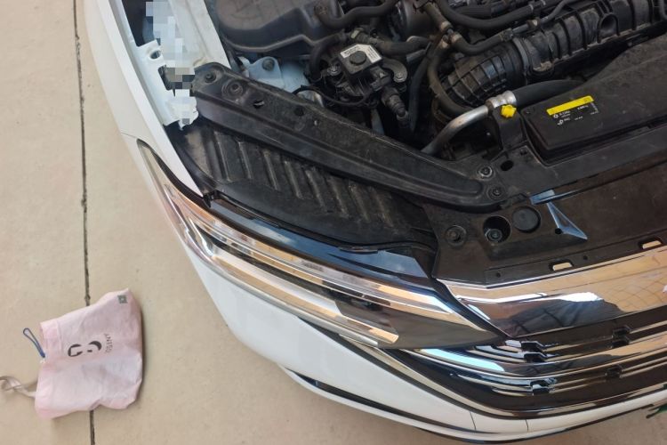 Used Volkswagen Sagitar 2025 Revised Version Three 300TSI DSG Excellence Edition Right Front Headlight