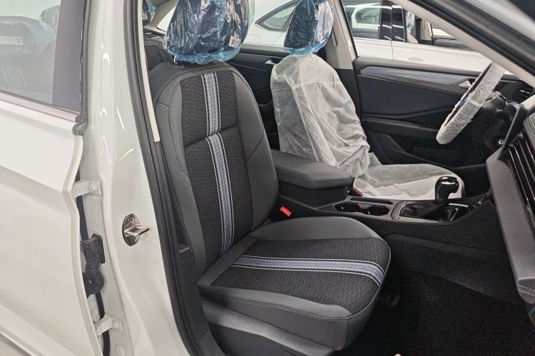 Used Volkswagen Sagitar 2025 Facelift 200TSI DSG Flyover Edition Right Front Seat