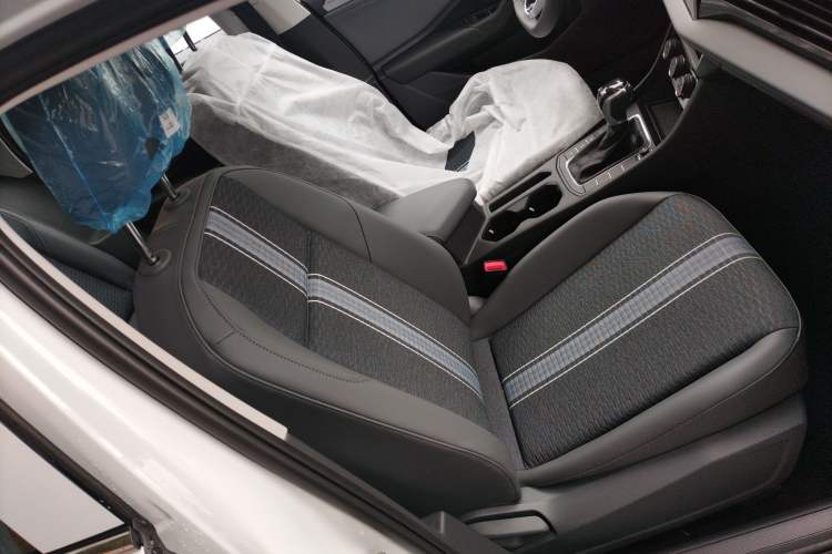 Used Volkswagen Sagitar 2025 Facelifted 300TSI DSG Flyover Edition Right Front Seat