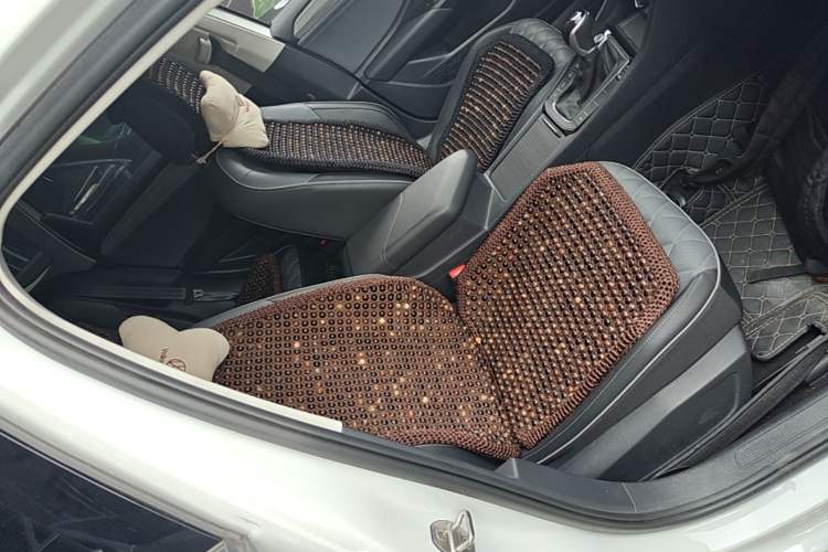 Used Volkswagen Sagitar 2025 300TSI DSG Excellence Edition Right Front Seat