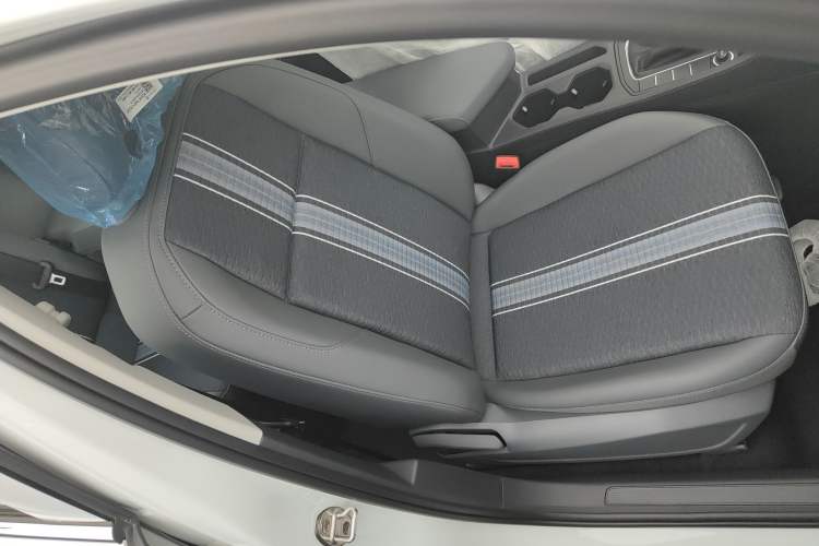 Used Volkswagen Sagitar 2025 Facelift 200TSI DSG Flyover Edition Right Front Seat