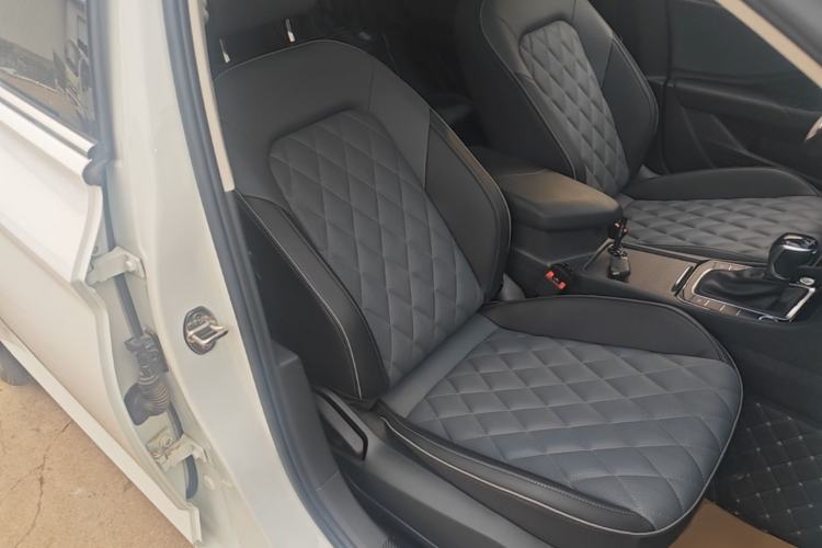 Used Volkswagen Sagitar 2025 Revised Version Three 300TSI DSG Excellence Edition Right Front Seat