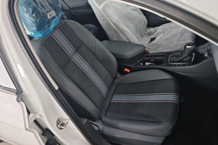 Used Volkswagen Sagitar 2025 Facelift 200TSI DSG Flyover Edition Right Front Seat