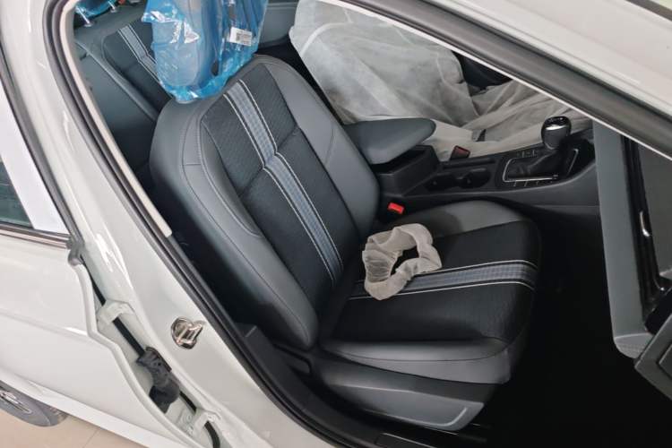 Used Volkswagen Sagitar 2025 Facelift 200TSI DSG Flyover Edition Right Front Seat