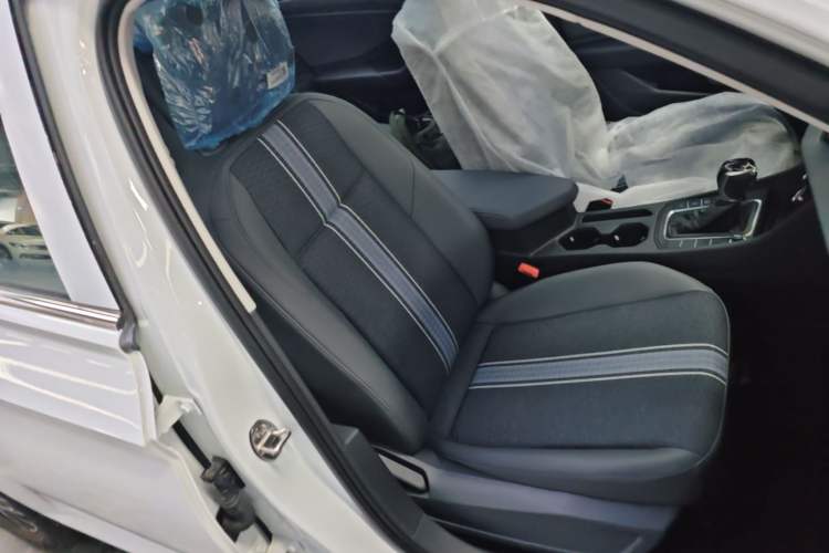 Used Volkswagen Sagitar 2025 Facelift 200TSI DSG Flyover Edition Right Front Seat