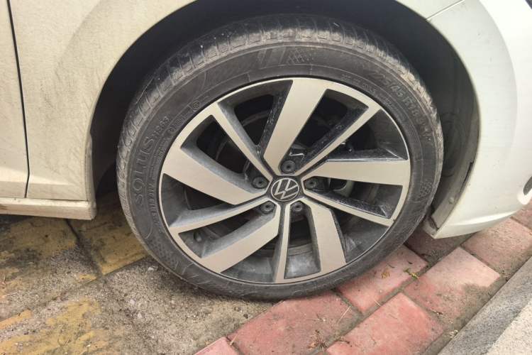 Used Volkswagen Sagitar 2025 Revised Version Three 300TSI DSG Excellence Edition Right Front Wheel Hub