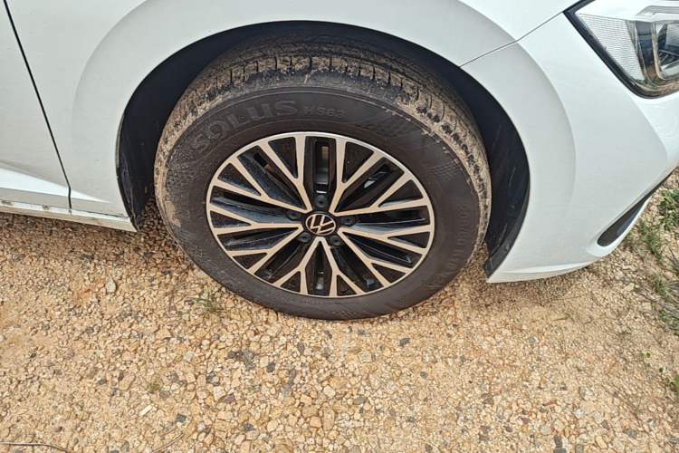Used Volkswagen Sagitar 2025 200TSI DSG Flyover Edition Right Front Wheel Hub