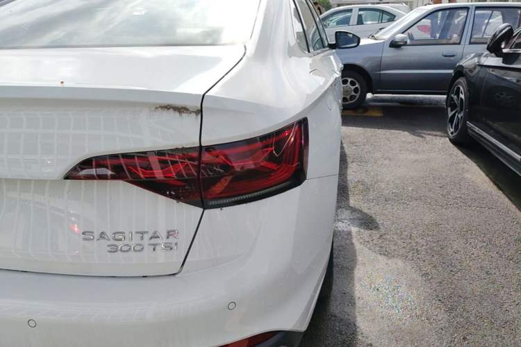 Used Volkswagen Sagitar 2025 Revised Version Three 300TSI DSG Excellence Edition Right Rear Taillight
