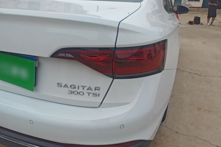Used Volkswagen Sagitar 2025 Revised Version Three 300TSI DSG Excellence Edition Right Rear Taillight
