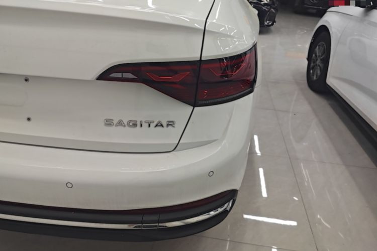 Used Volkswagen Sagitar 2025 Facelift 200TSI DSG Flyover Edition Right Rear Taillight