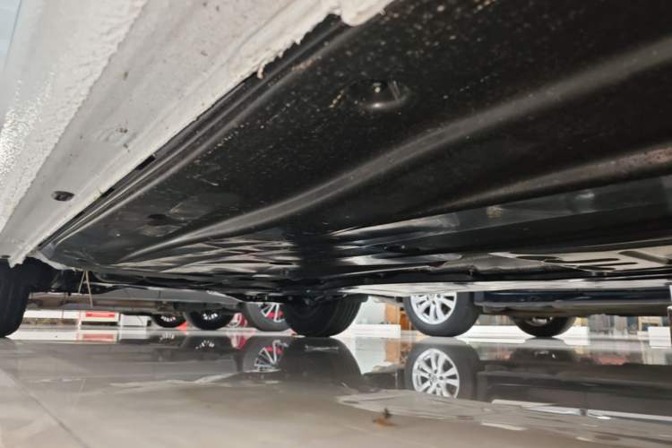 Used Volkswagen Sagitar 2025 Facelift 200TSI DSG Flyover Edition Right Side Sill