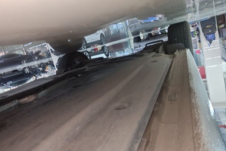 Used Volkswagen Sagitar 2025 Revised Version 2 300TSI DSG Excellence Edition Right Side Sill