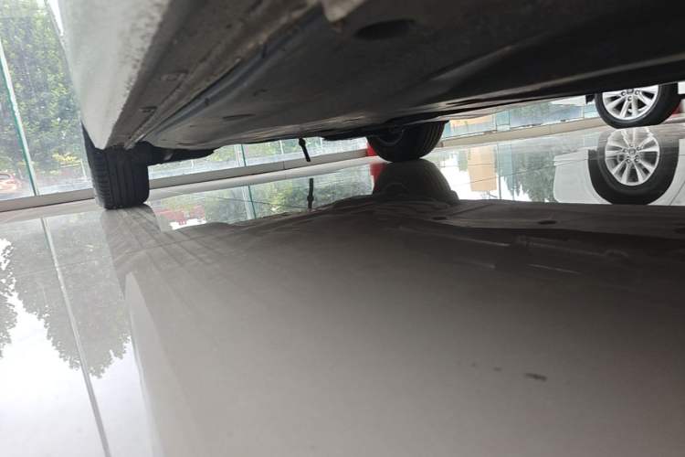 Used Volkswagen Sagitar 2025 200TSI DSG Flyover Edition Right Side Sill