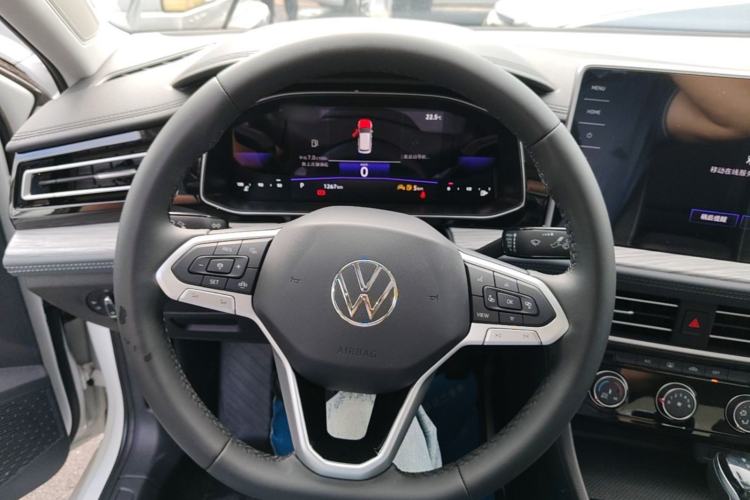 Used Volkswagen Sagitar 2025 Revised Version Three 300TSI DSG Excellence Edition Steering Wheel