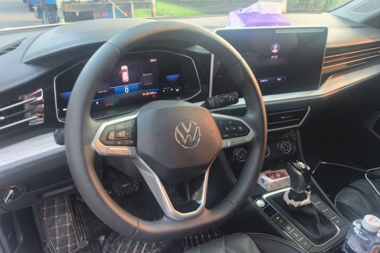 Used Volkswagen Sagitar 2025 Revised Version Three 300TSI DSG Excellence Edition Steering Wheel