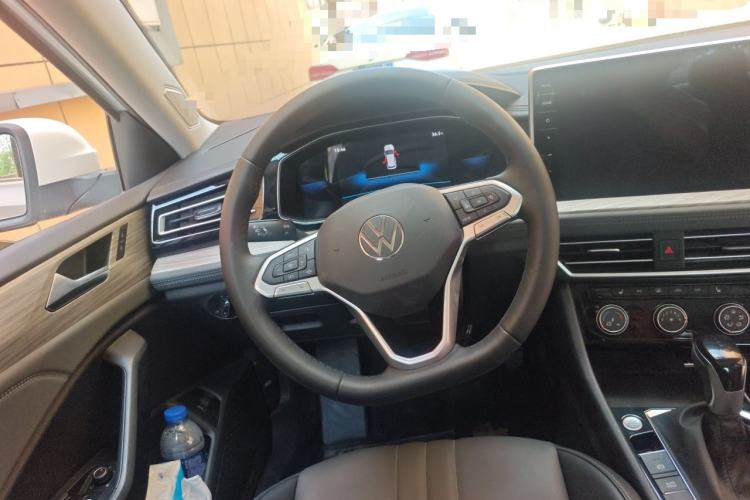 Used Volkswagen Sagitar 2025 Revised Version Three 300TSI DSG Excellence Edition Steering Wheel