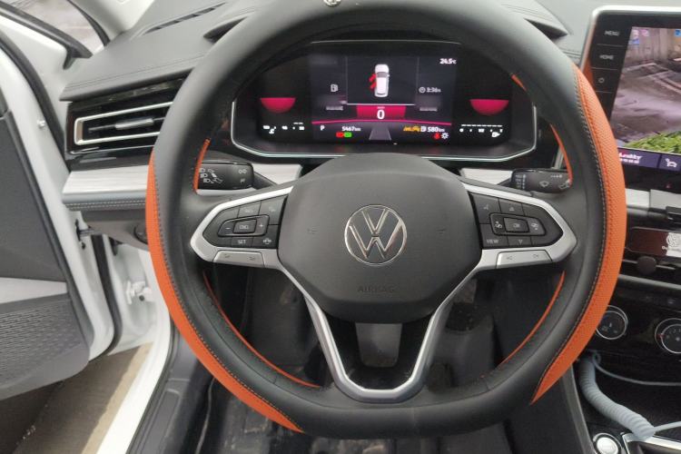 Used Volkswagen Sagitar 2025 300TSI DSG Excellence Edition Steering Wheel